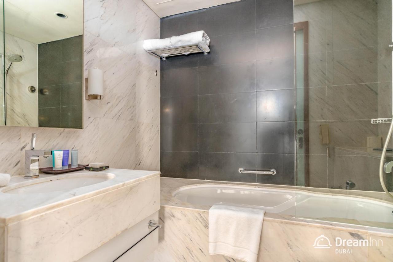 Dream Inn - Fashion Avenue Residences Formerly Address Dubai Mall Exteriör bild